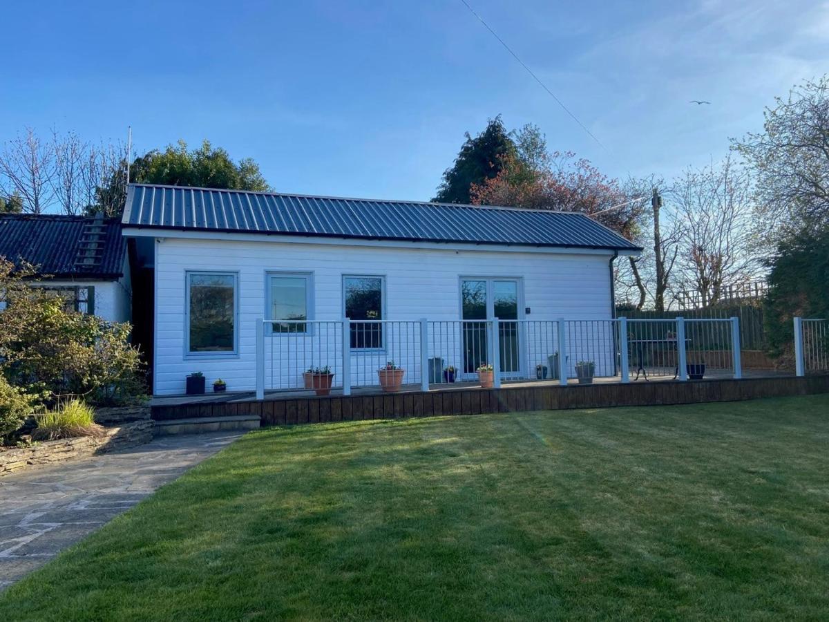 Chalet On The Green - Self Contained With Parking. Inshes Exteriér fotografie