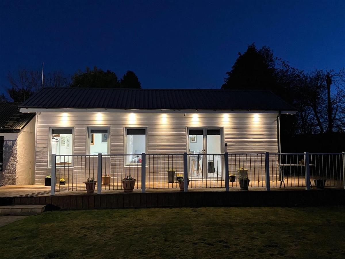 Chalet On The Green - Self Contained With Parking. Inshes Exteriér fotografie