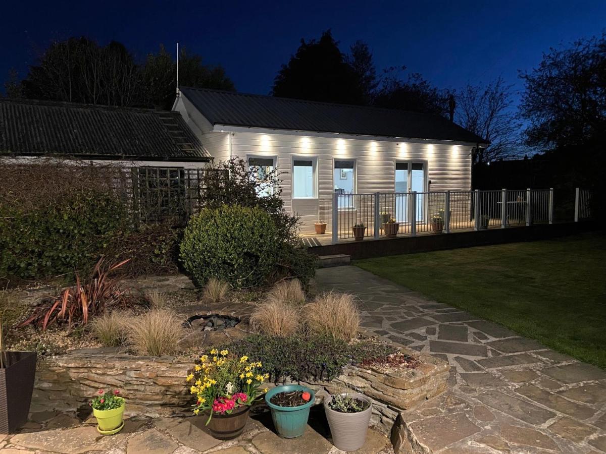 Chalet On The Green - Self Contained With Parking. Inshes Exteriér fotografie